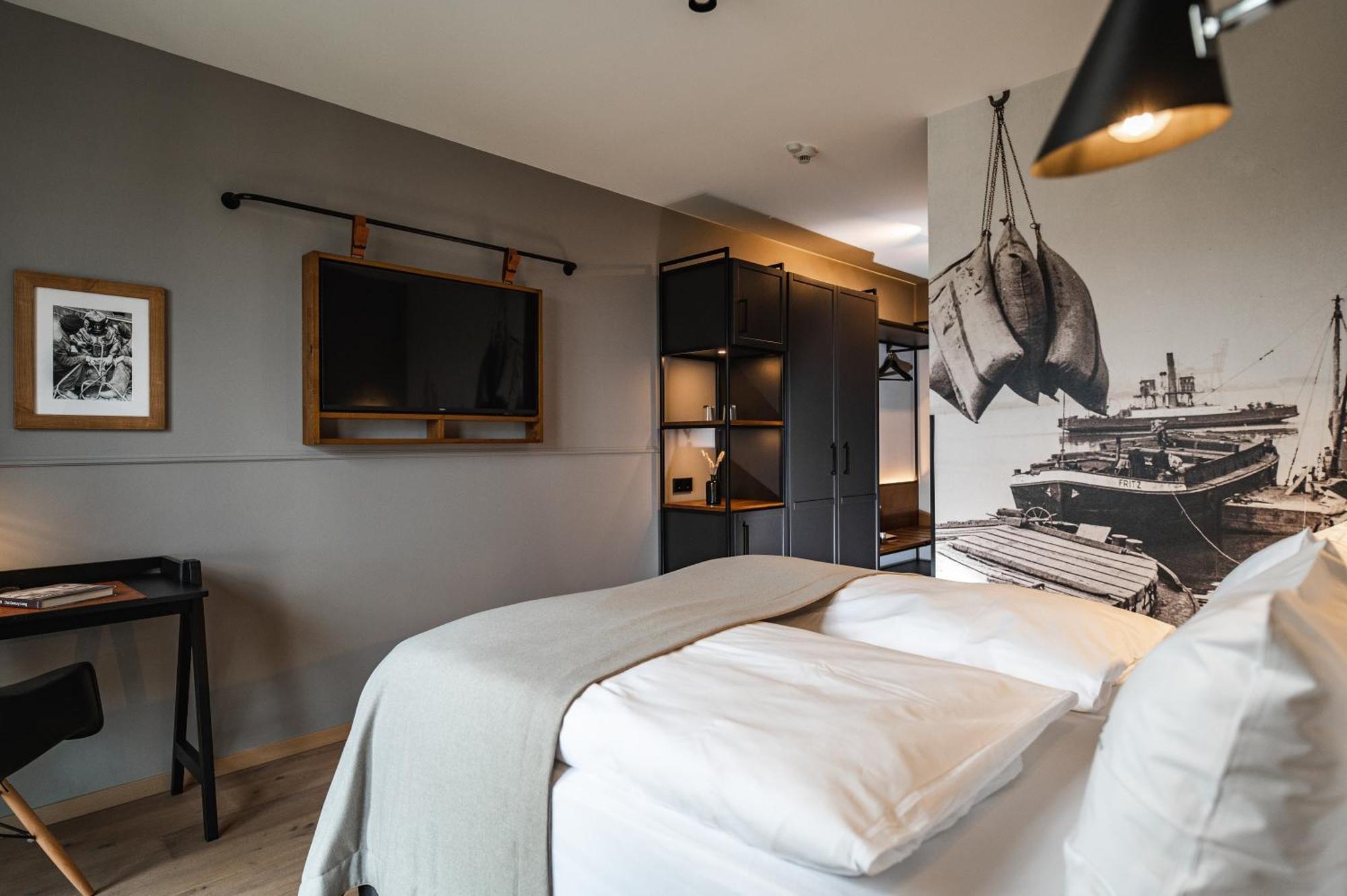 River Loft Hotel & Spa Brunsbuttel Ngoại thất bức ảnh